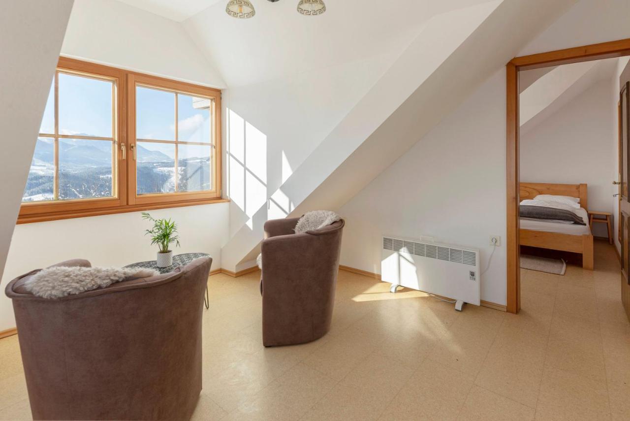 Guest House Struc Slovenj Gradec Eksteriør billede